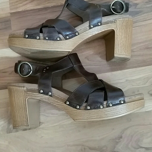 Dansko heeled sandals - Picture 8 of 8